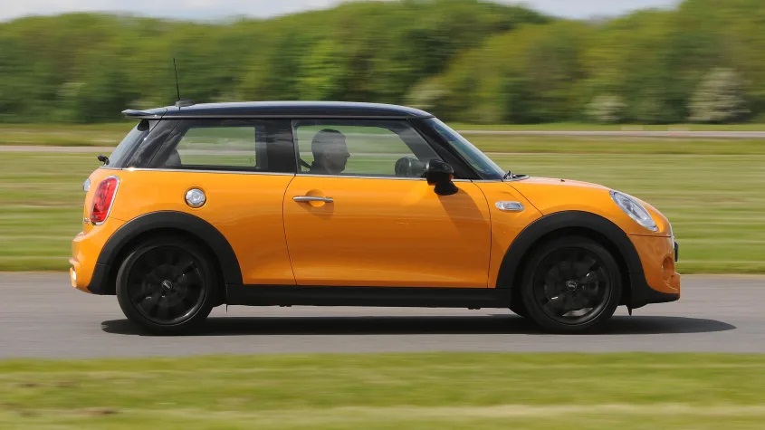آخرین بنزینی MINI که در سال 2025 به بازار عرضه شد